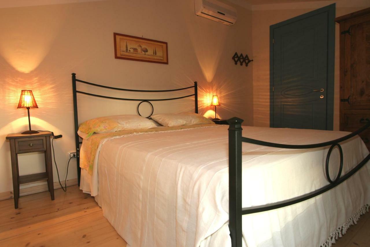 Villa Collebelvedere - Near Rome With Home Restaurant Fara in Sabina Экстерьер фото